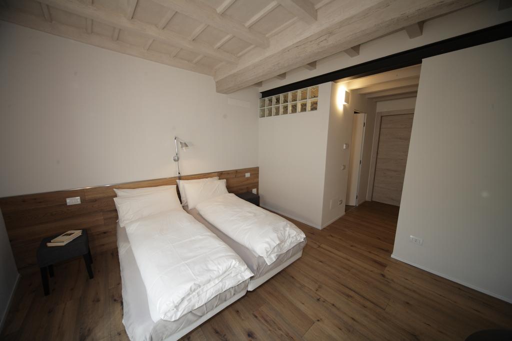 32 Bnb Camerecaffe Pavia Zimmer foto